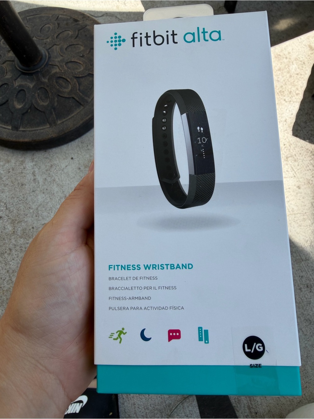 fitbit alta Fitness Wristband - Black